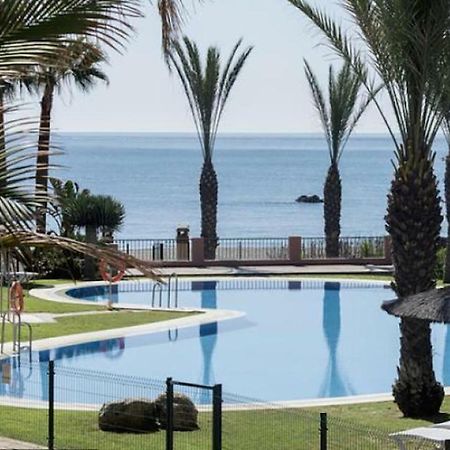Cn-340 Suites Estepona Bagian luar foto