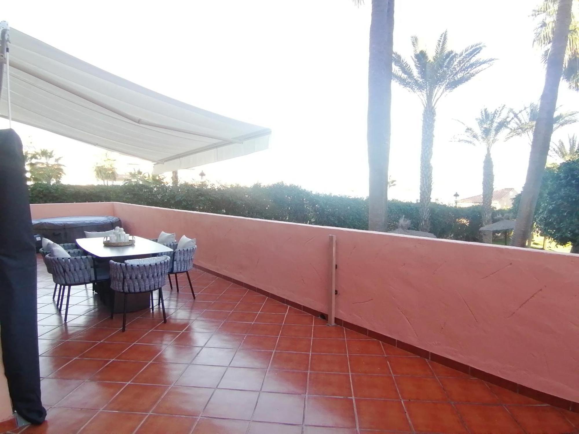 Cn-340 Suites Estepona Ruang foto